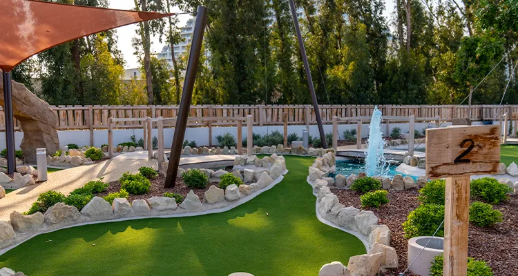 18 Hole Miniature Golf Course